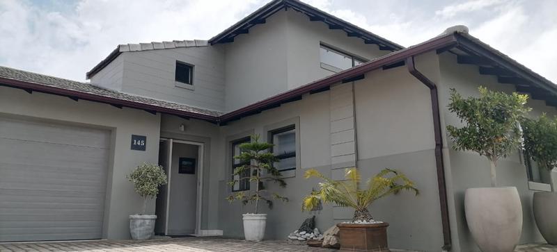 3 Bedroom Property for Sale in Hartenbos Landgoed Western Cape